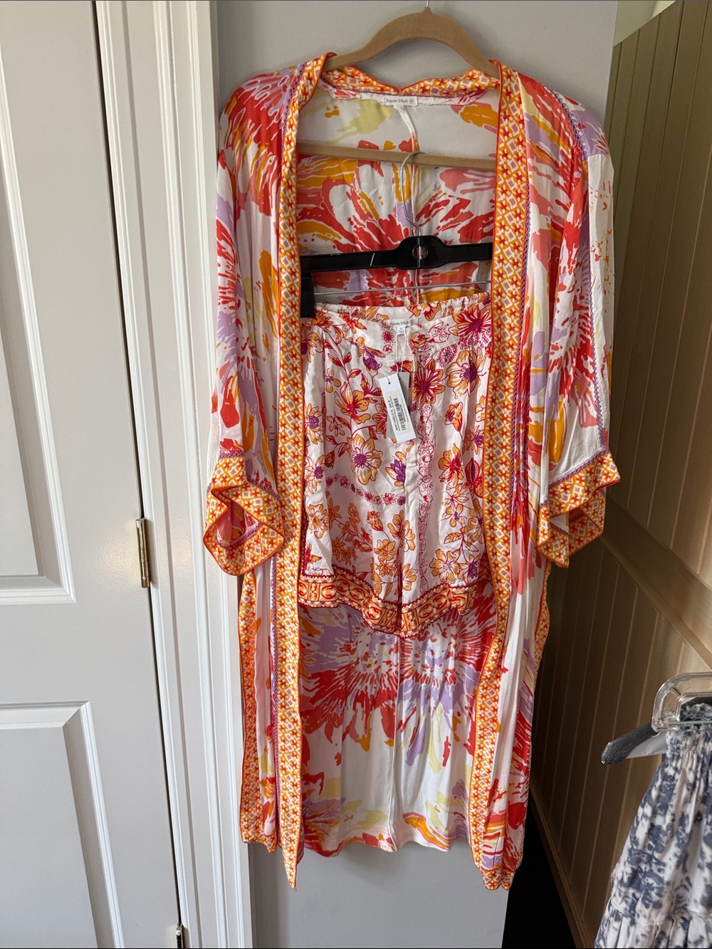 Floral Satin Robe & matching shorts Set in Coral, Pink & orange